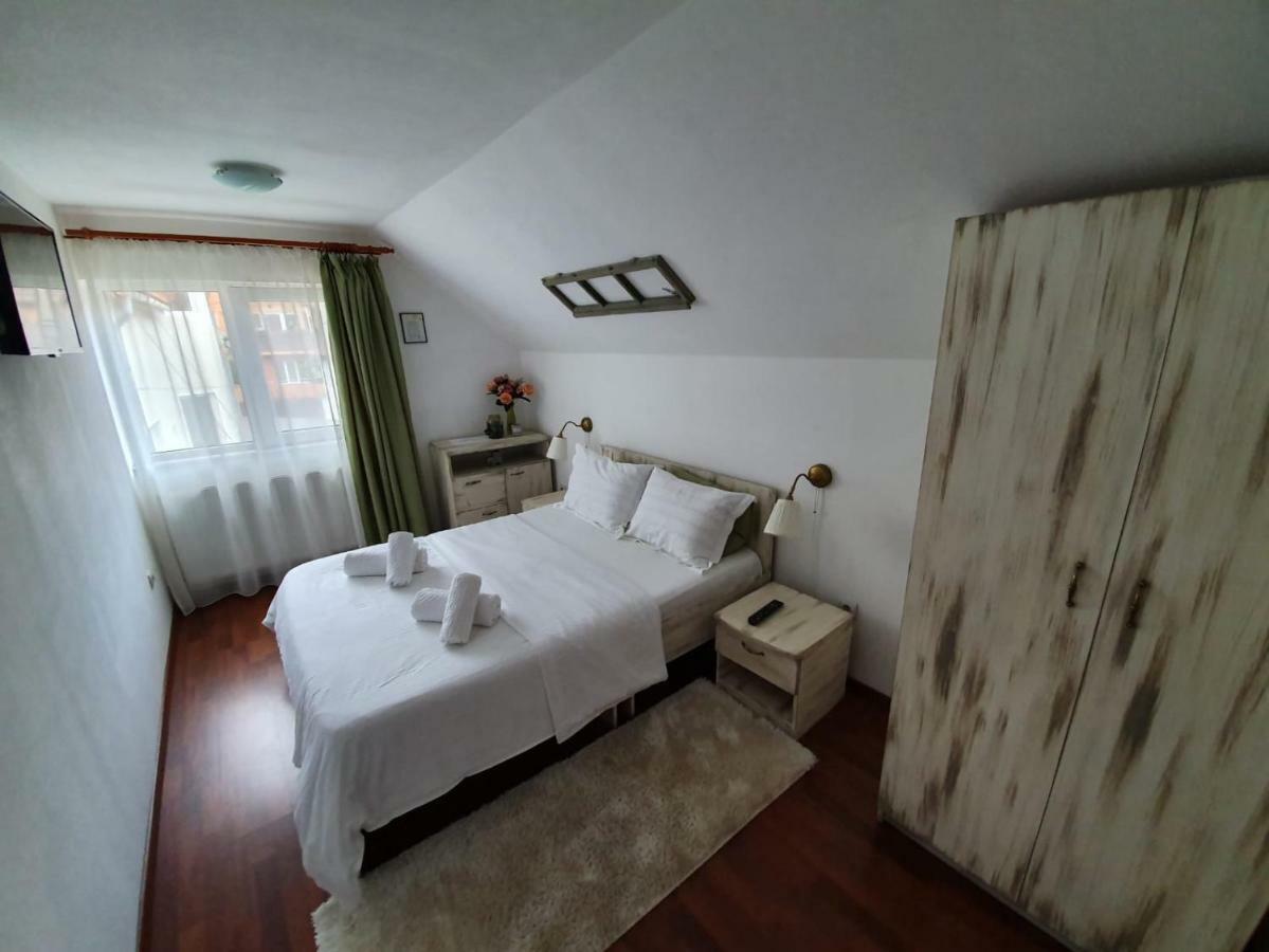 Casa Lucky Hotel Râşnov Exterior photo